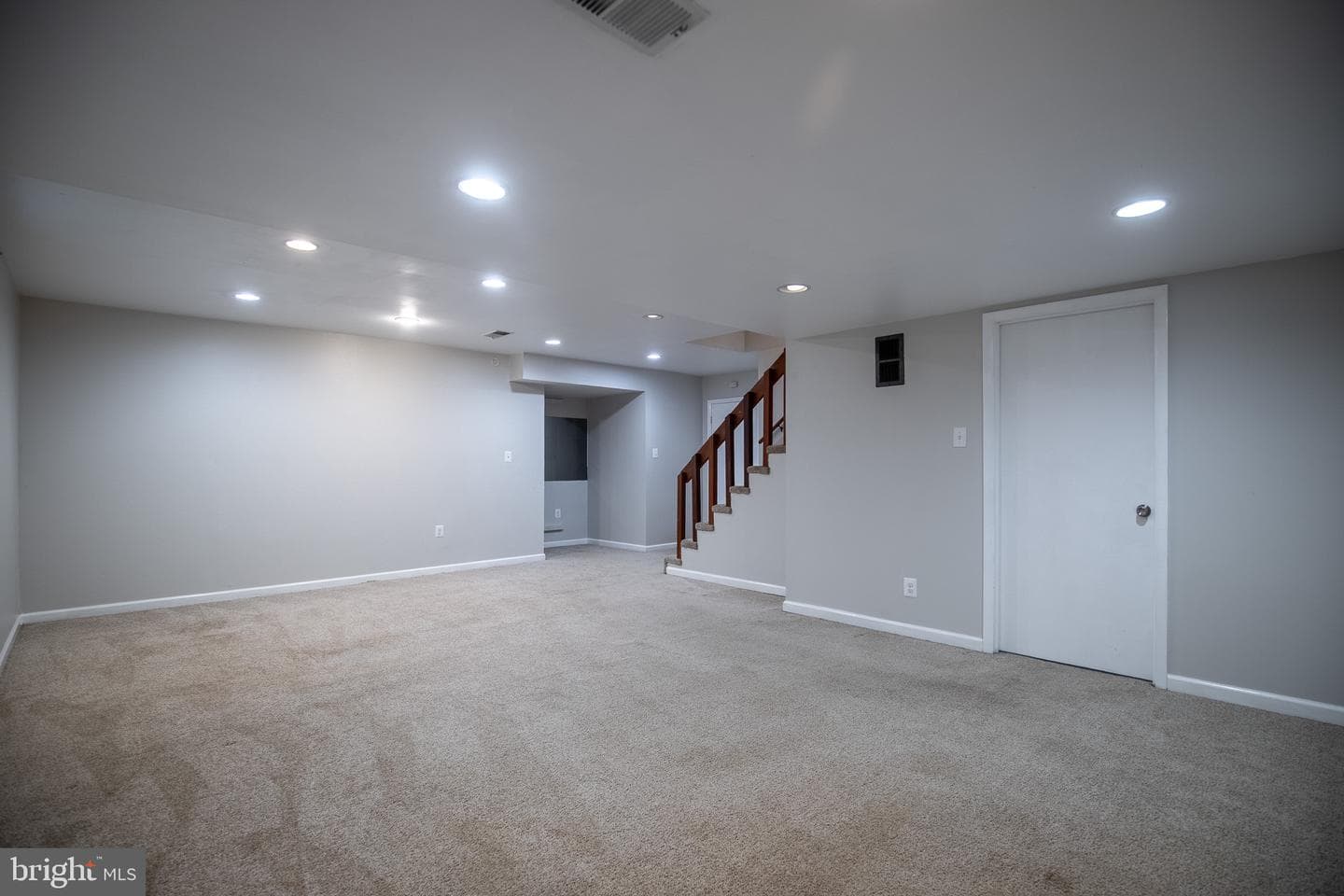 4836 Gainsborough Drive photo 34