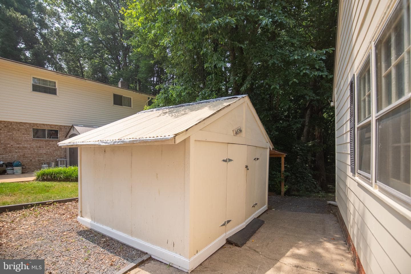 4836 Gainsborough Drive photo 44