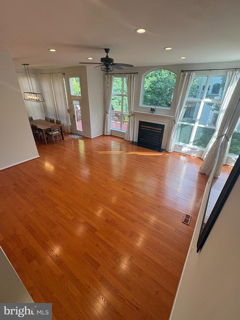 3024 Mainstone Drive photo 1
