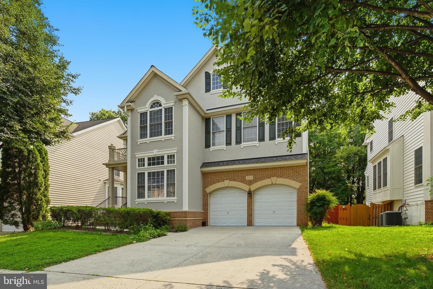 3945 Highland Oaks Drive photo 1