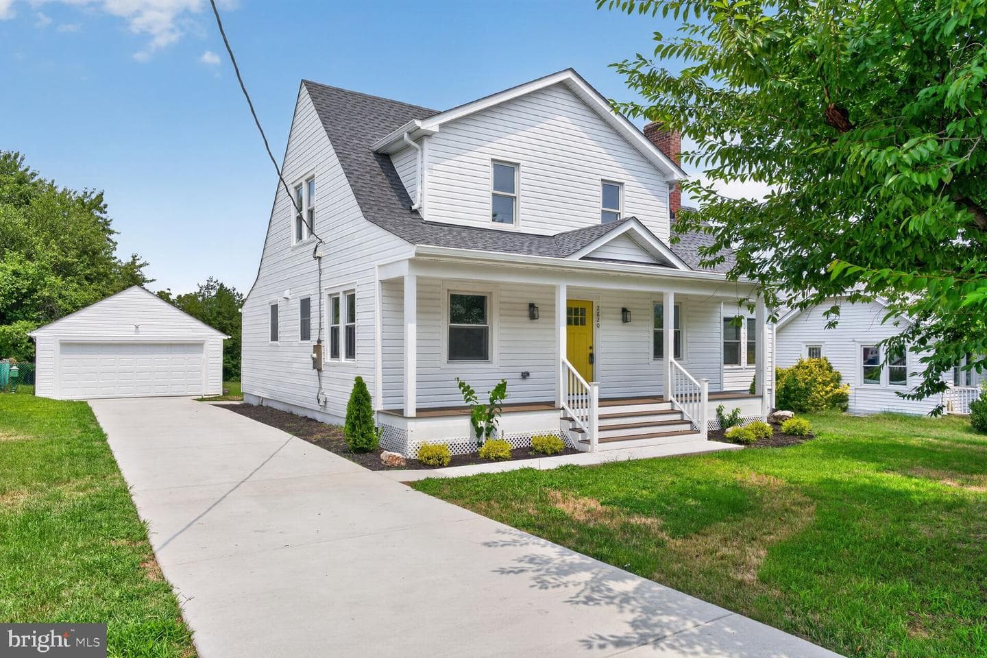 2820 Franklin Street photo 1