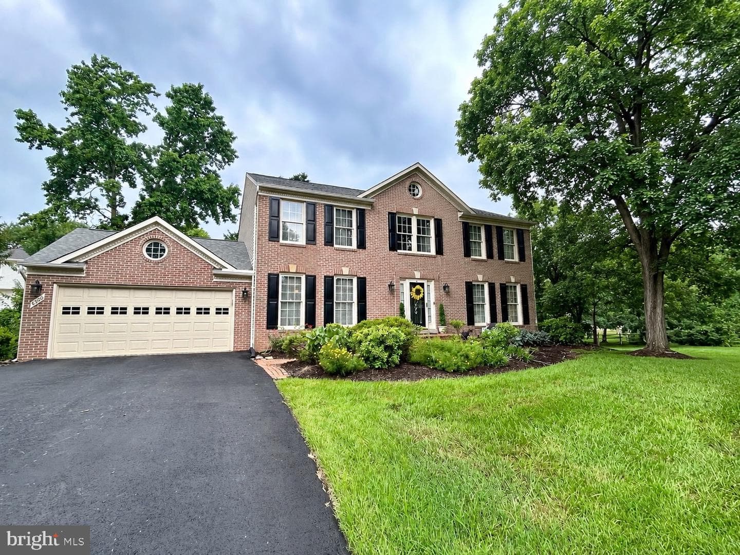 6300 Lee Forest Path photo 1