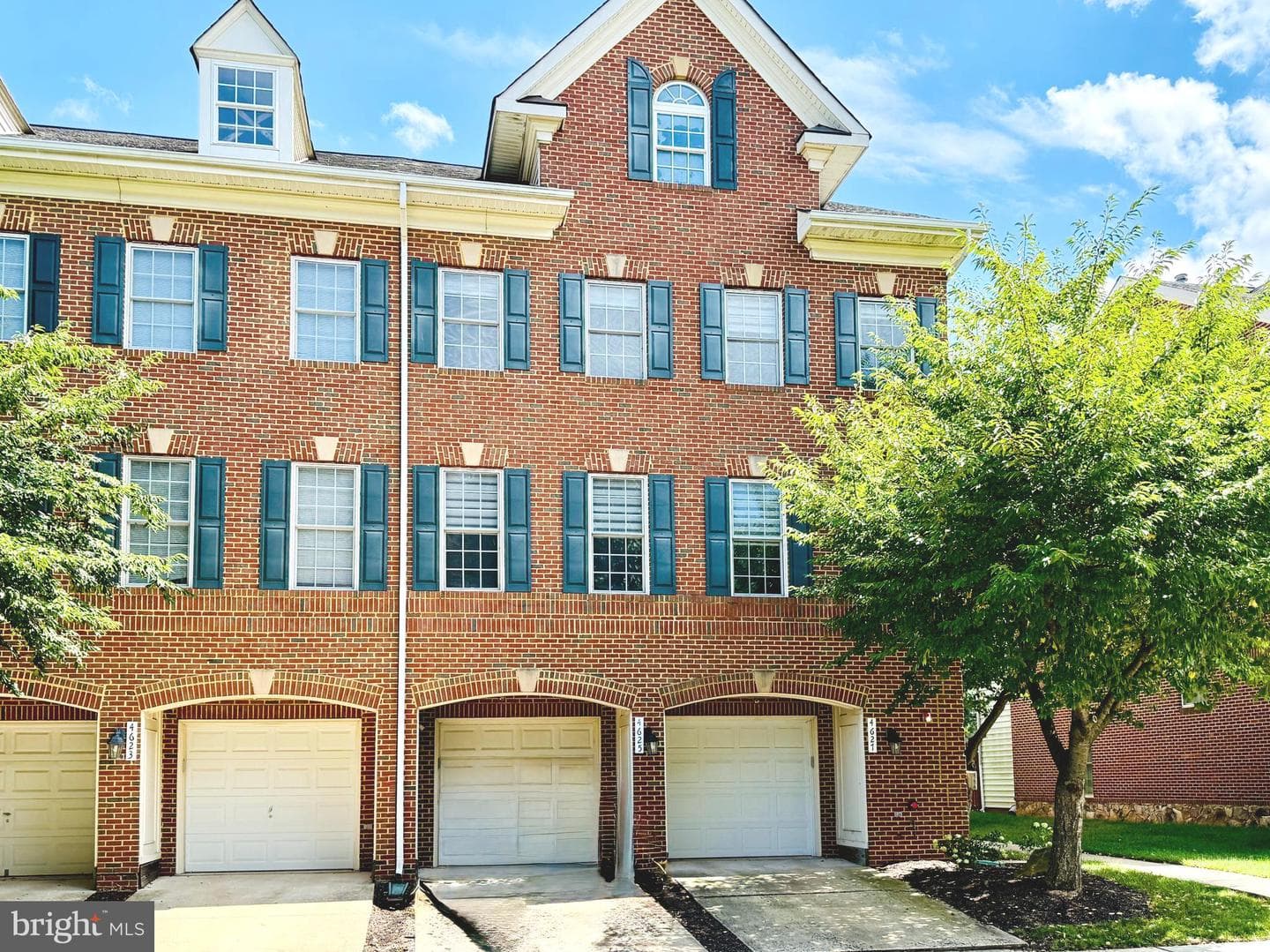 4627 Hummingbird Lane #115 photo 1
