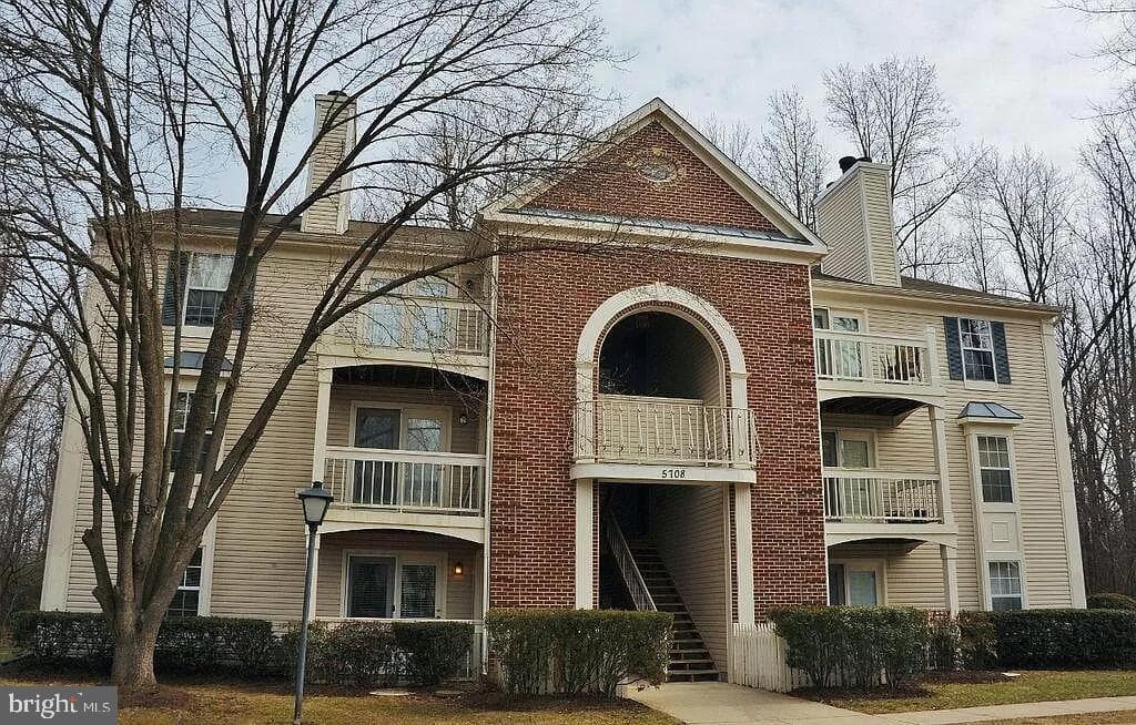 5708 Shadwell Court #101, Alexandria