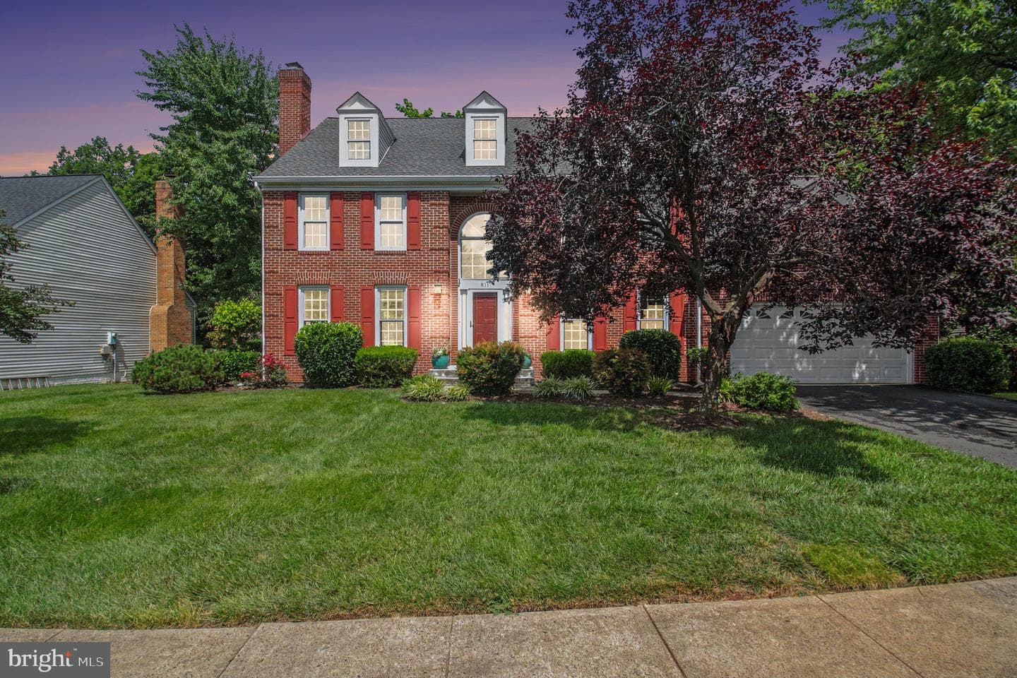 811 Autumn Breeze Court photo 1