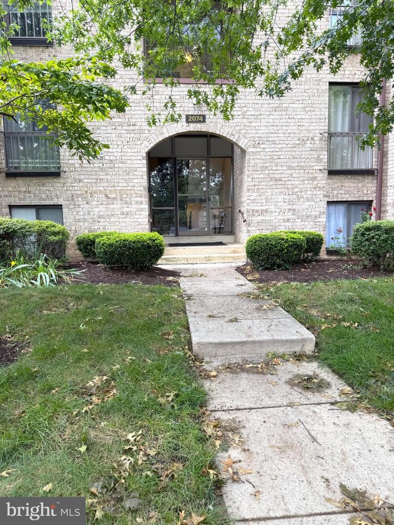 2074 Royal Fern Court #33/22b photo 1