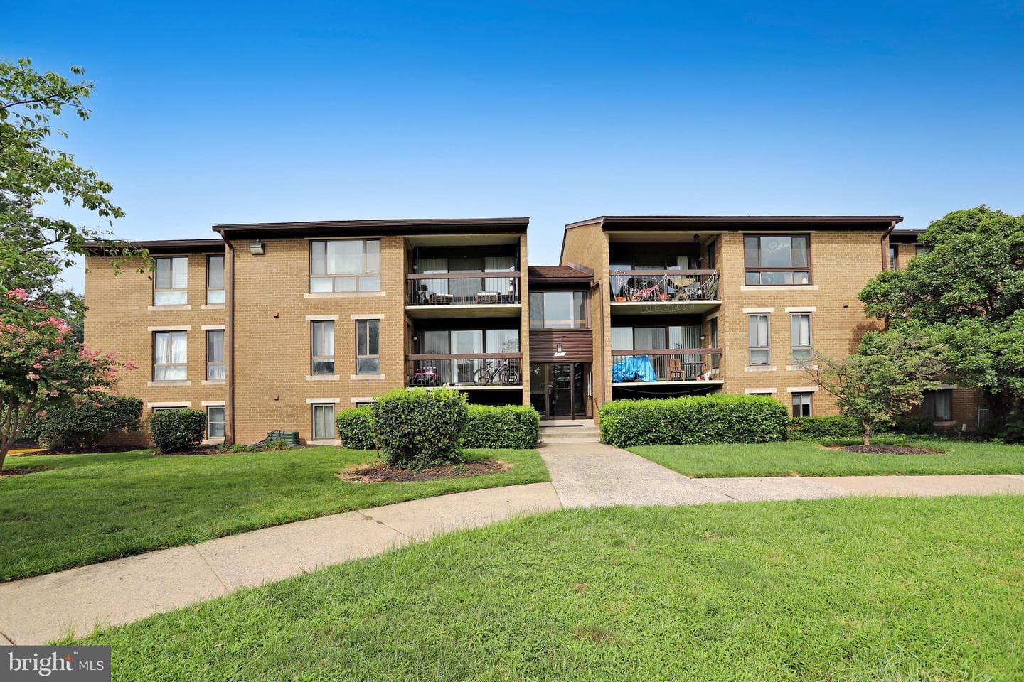 541 Florida Avenue #101 photo 1