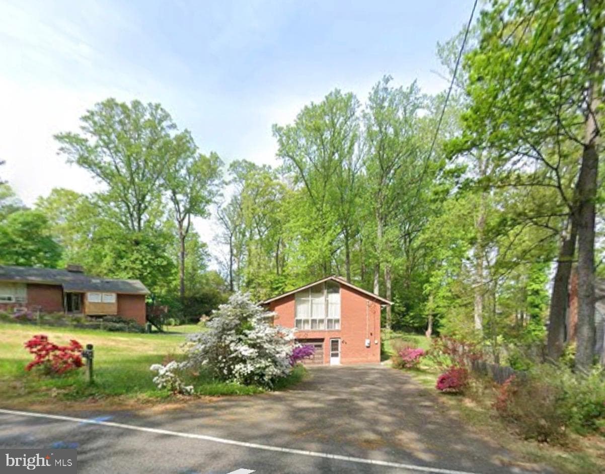 4612 Hillbrook Drive photo 1