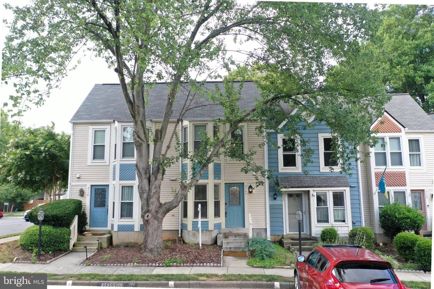 2121 Whisper Way photo 1