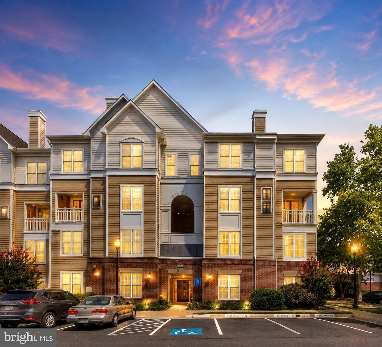2108 Highcourt Lane #305 photo 1