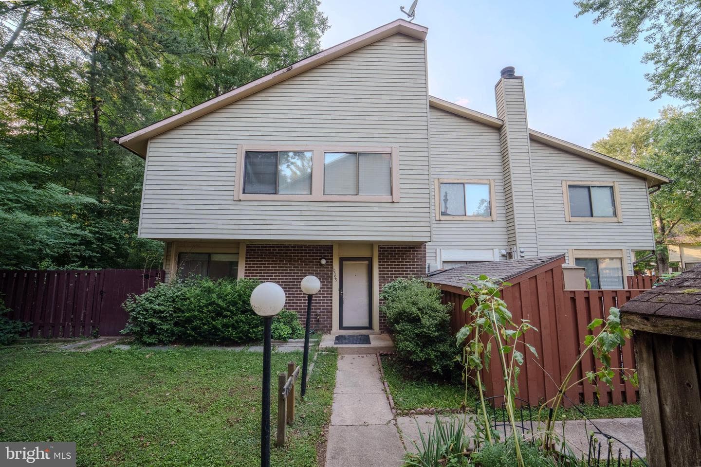 10699 Spring Oak Court, Burke