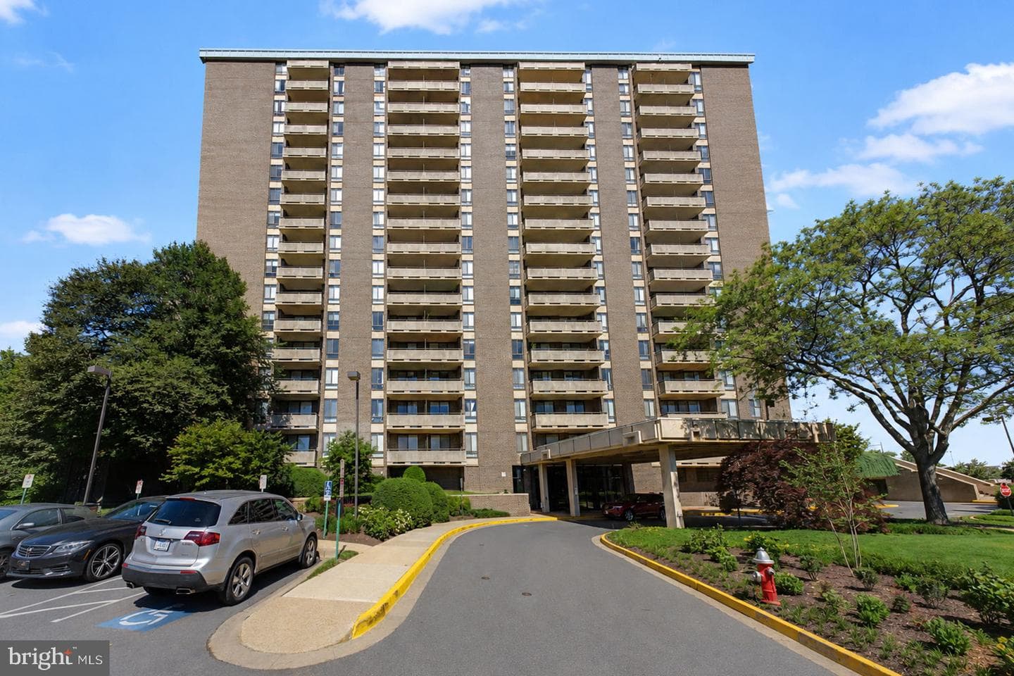 1800 Old Meadow Road #920 photo 1