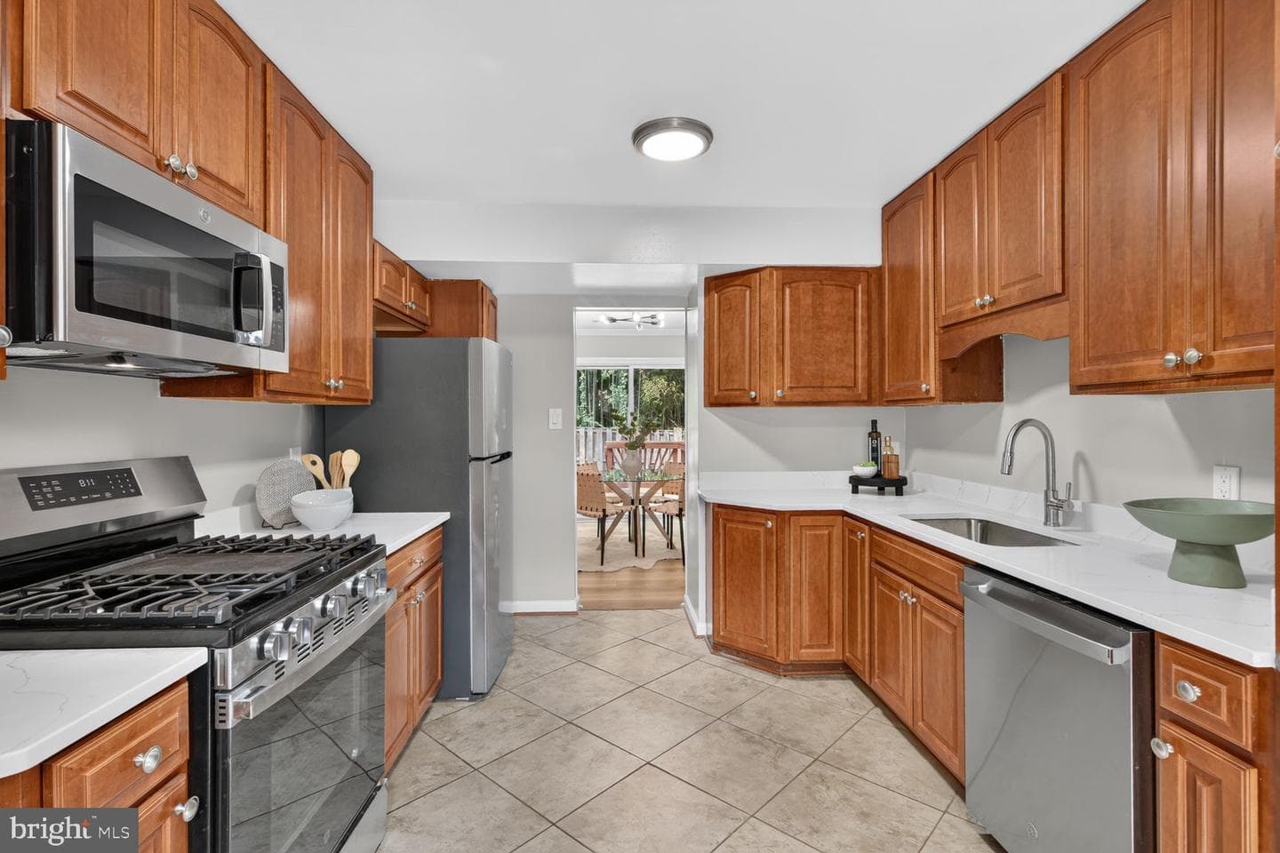 5142 Dahlgreen Place photo 1