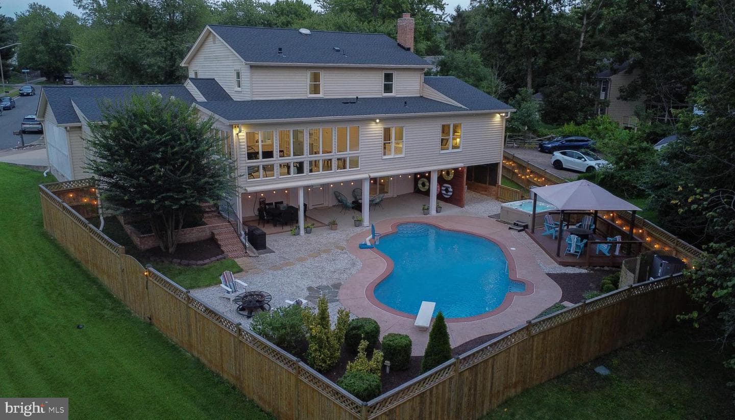12043 Forbes Glen Drive photo 1