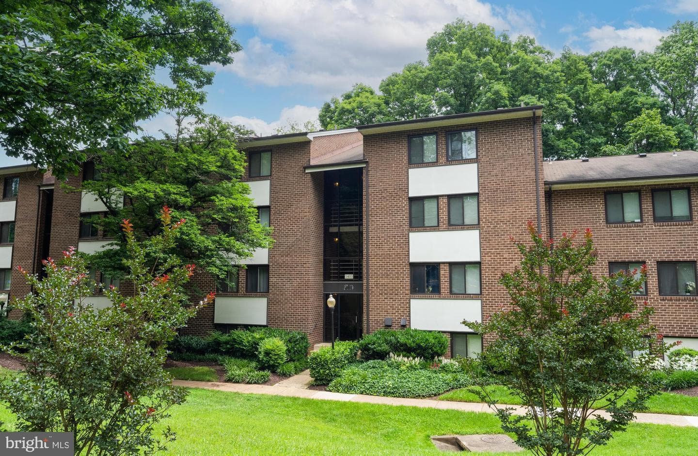 1403 Northgate #1b photo 1