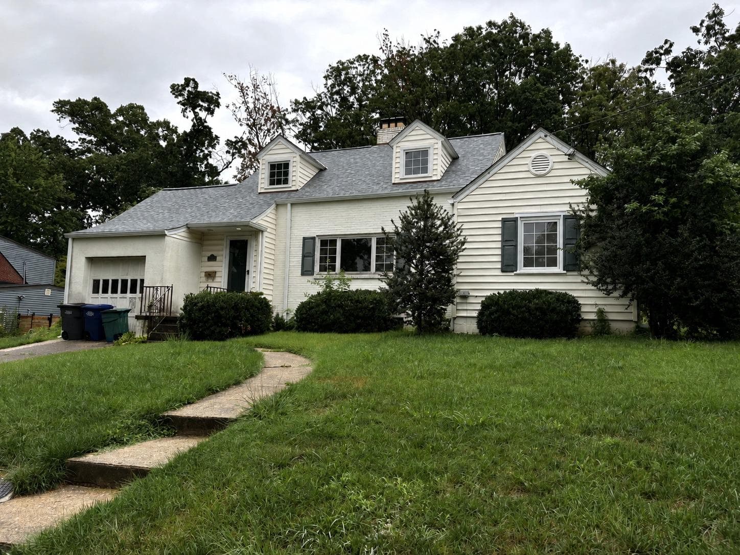 3913 Rose Lane photo 1