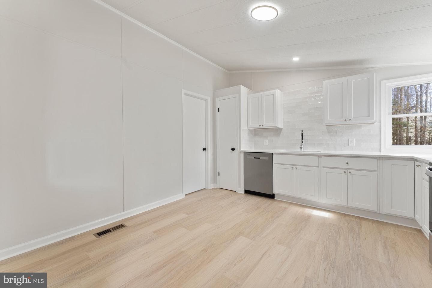 3662 Whitehall Road photo 22
