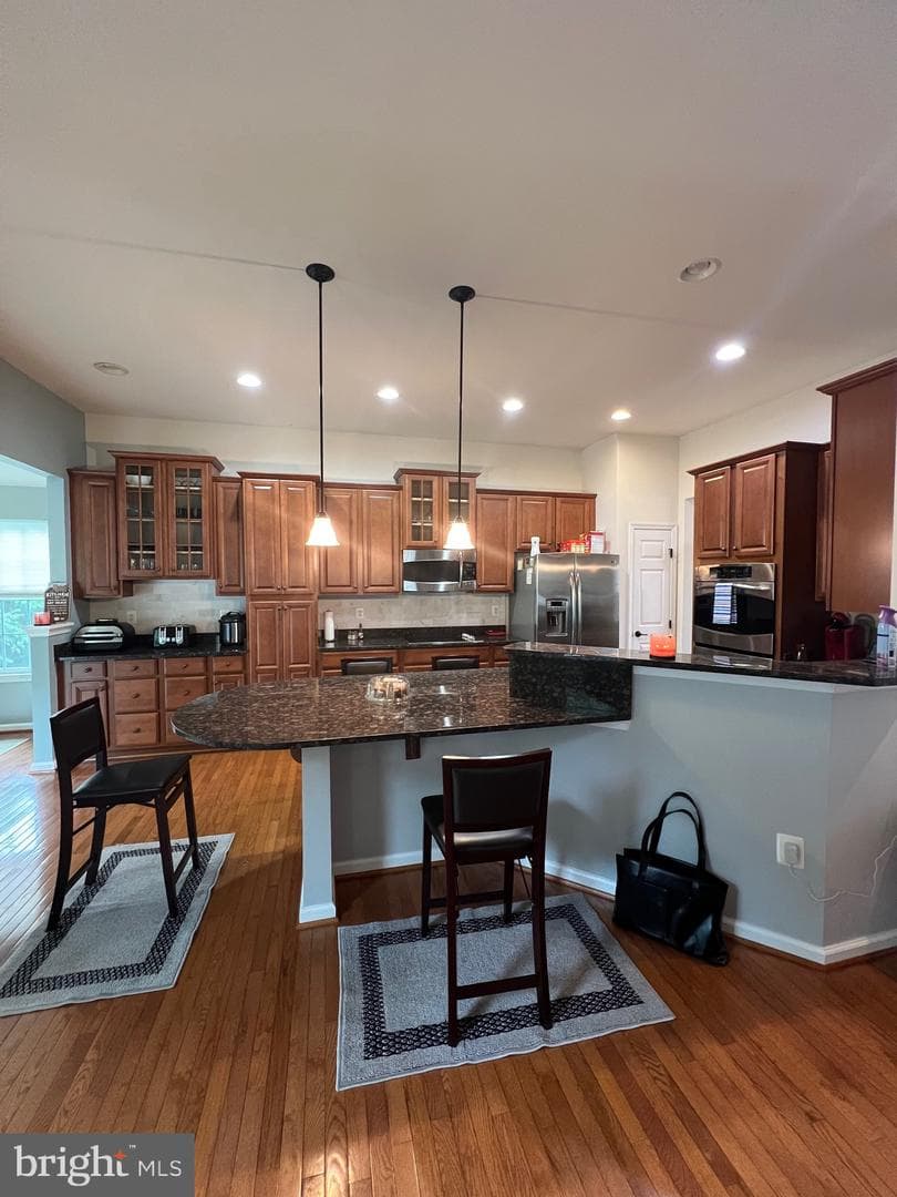 425 Larchmont Circle photo 14