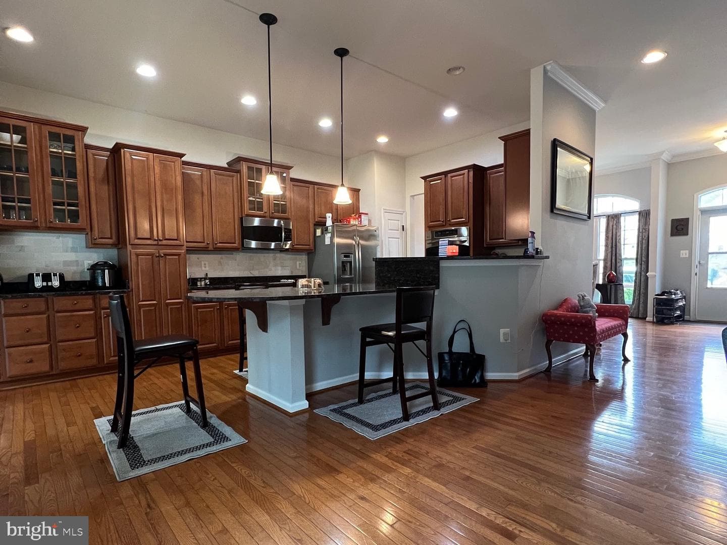 425 Larchmont Circle photo 23