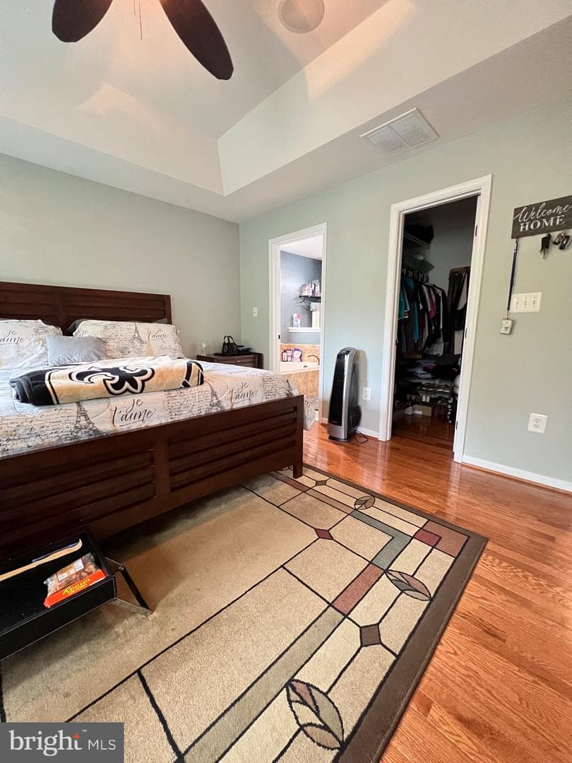 425 Larchmont Circle photo 41