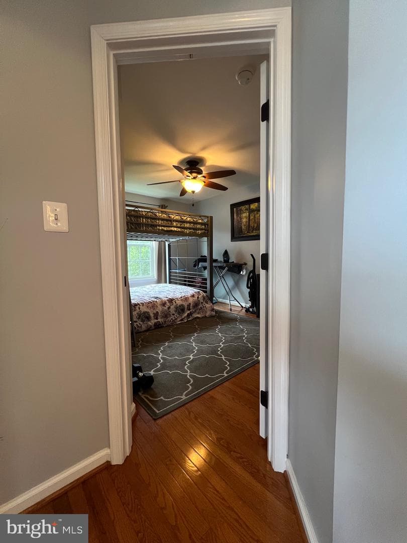 425 Larchmont Circle photo 52