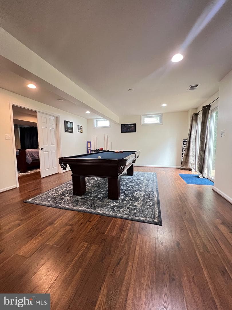 425 Larchmont Circle photo 63