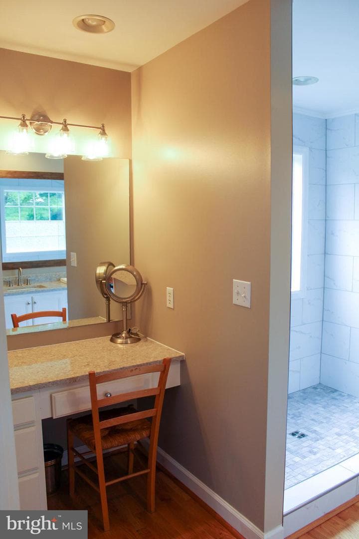 6919 Fredericksburg Road photo 28