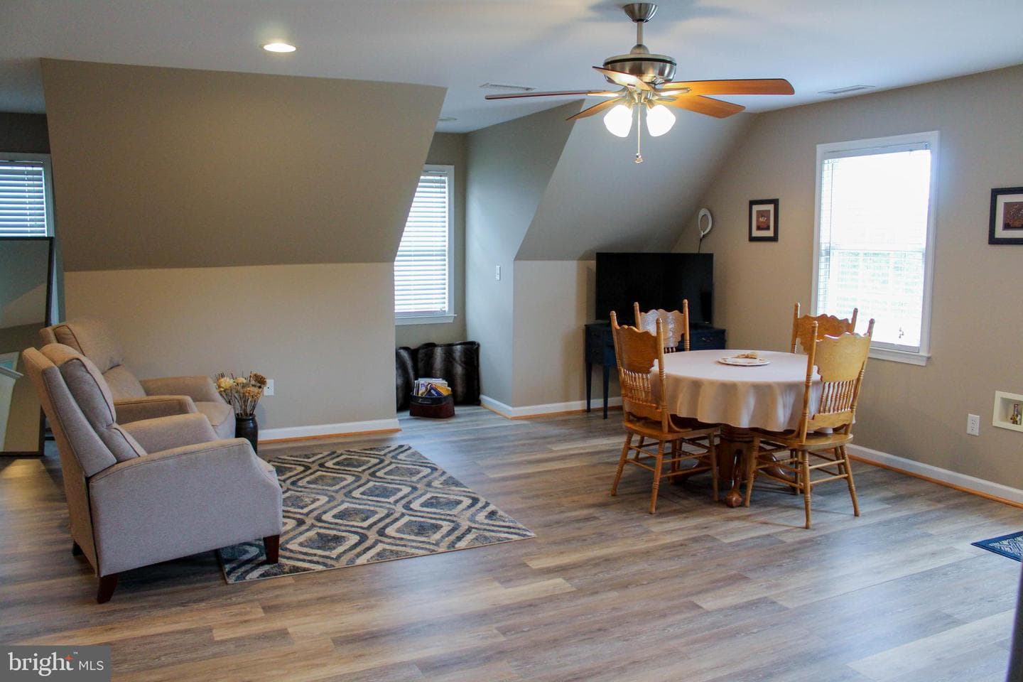 6919 Fredericksburg Road photo 40