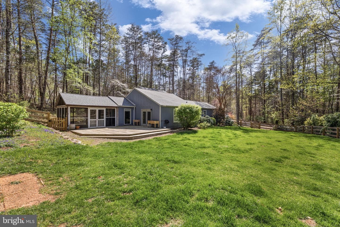 79 E Cedar Drive photo 16