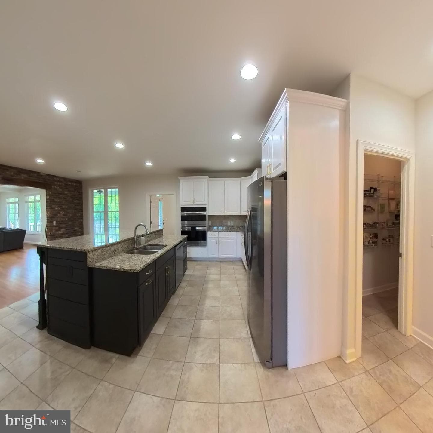 1225 Middle River Road photo 44