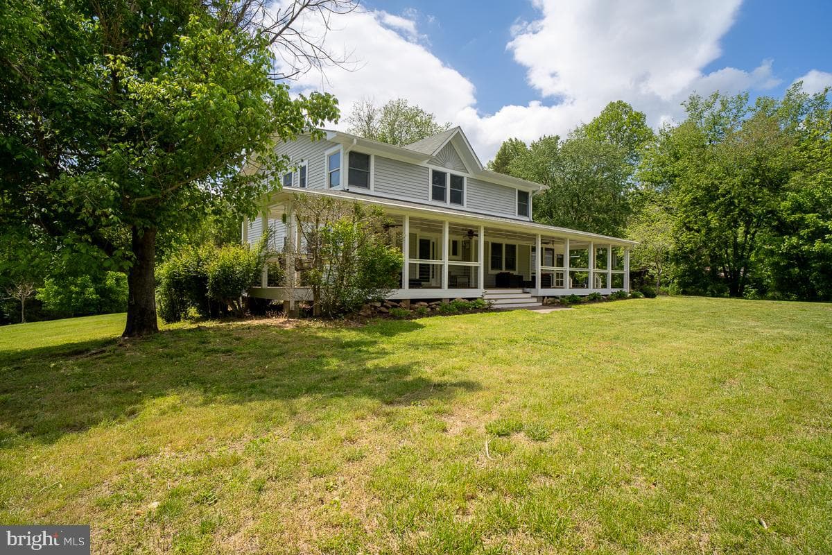 6070 Fredericksburg Road photo 39