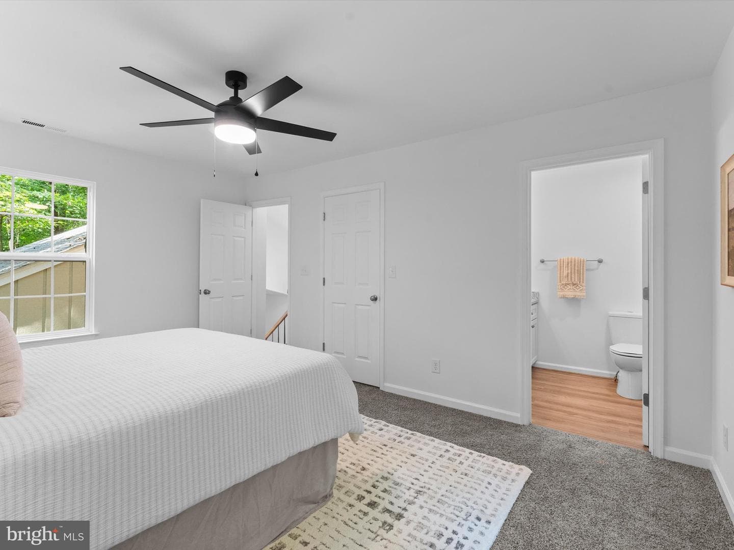 93 W Cedar Drive photo 32