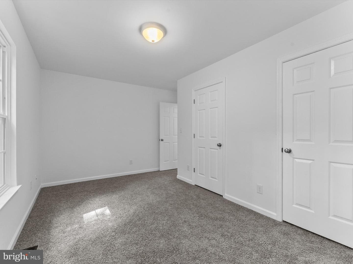 93 W Cedar Drive photo 44