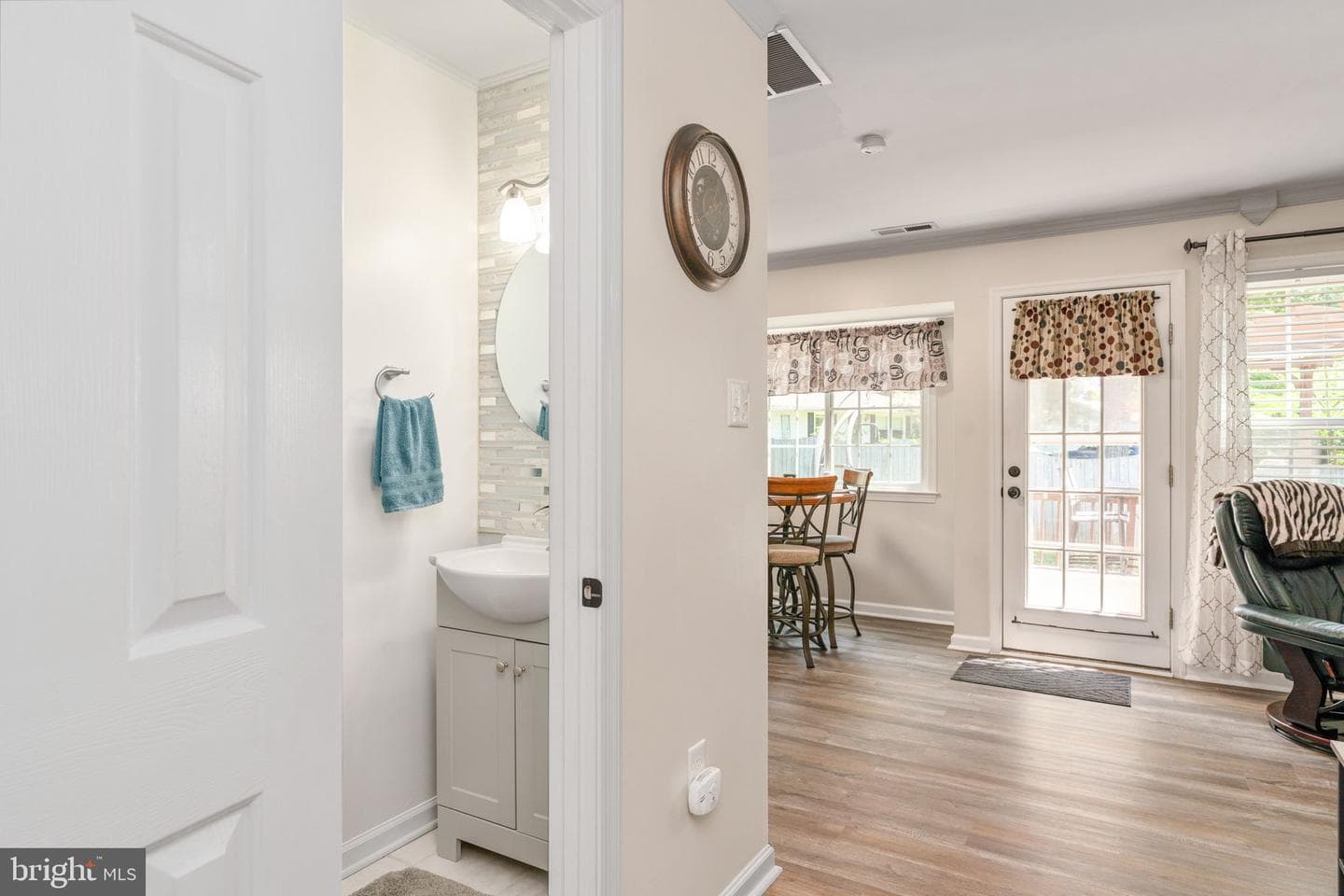 18 Oak Terrace Drive photo 10