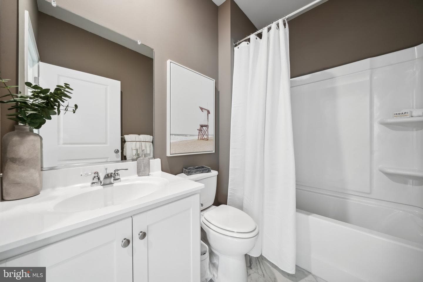 7602 Patriots Way photo 12