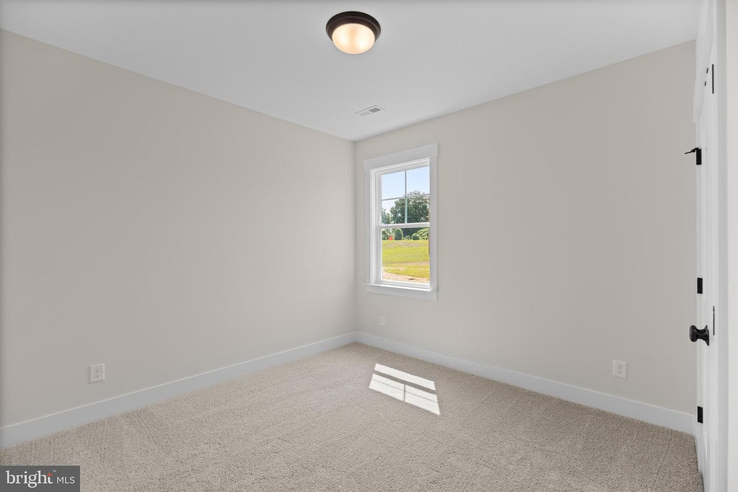 10263 Szalay Lane photo 13
