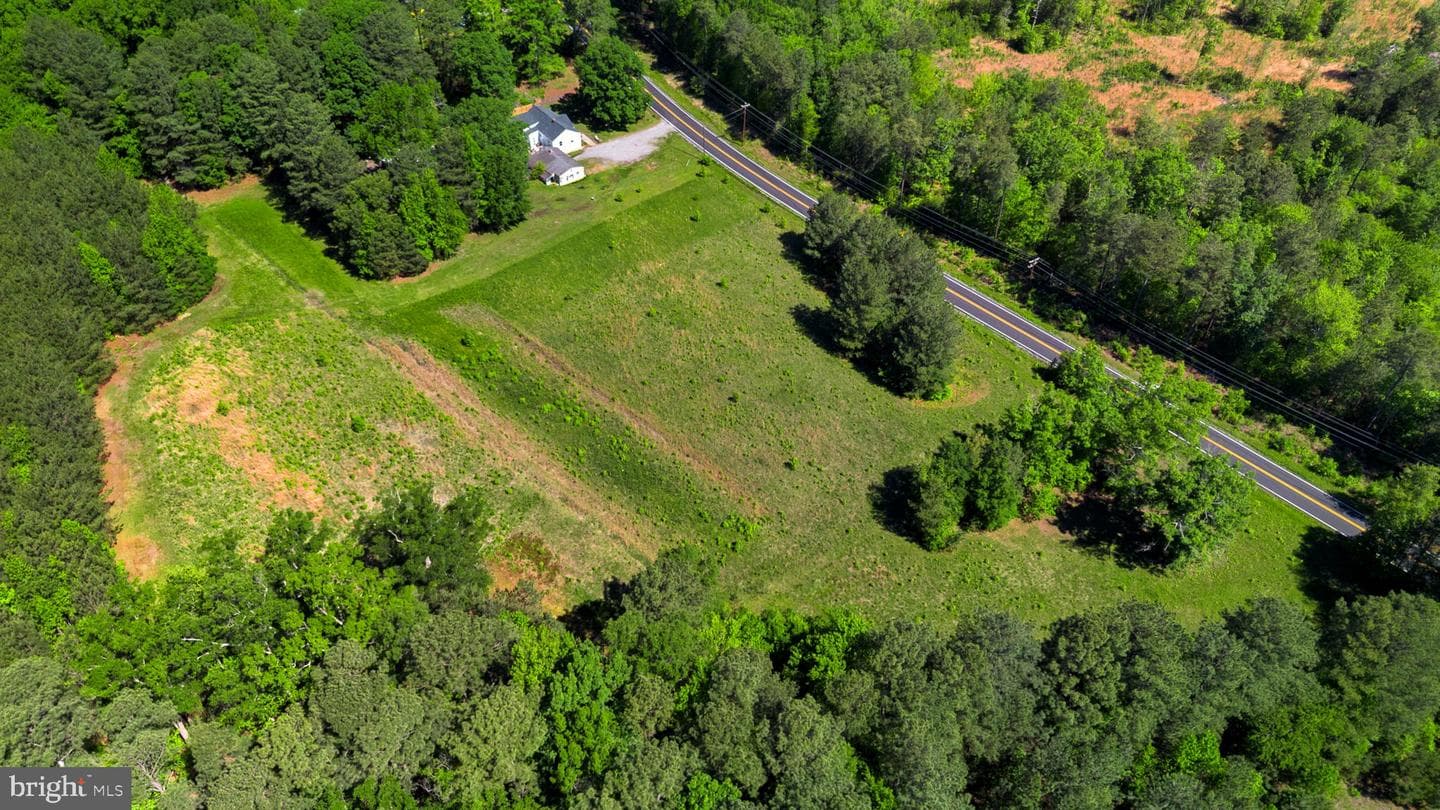 10439 Ashcake Road photo 15