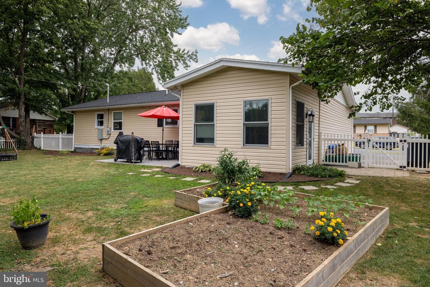 1182 Dale Circle photo 23