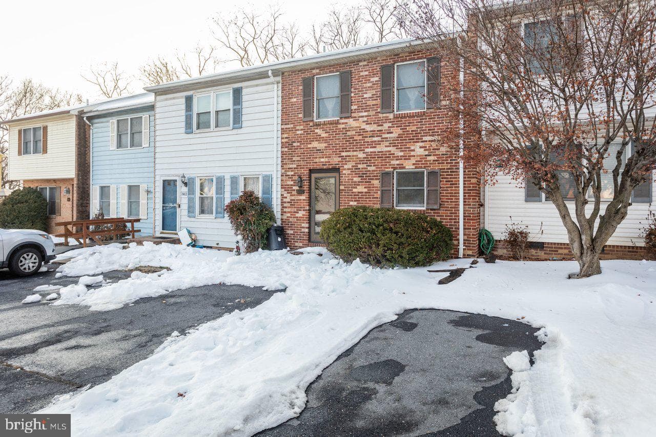 860 Vine Street photo 8