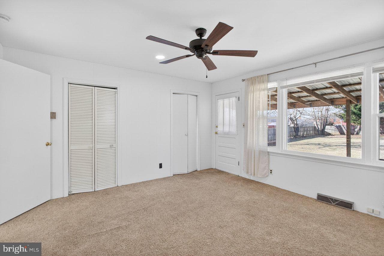 913 Spotswood Drive photo 27