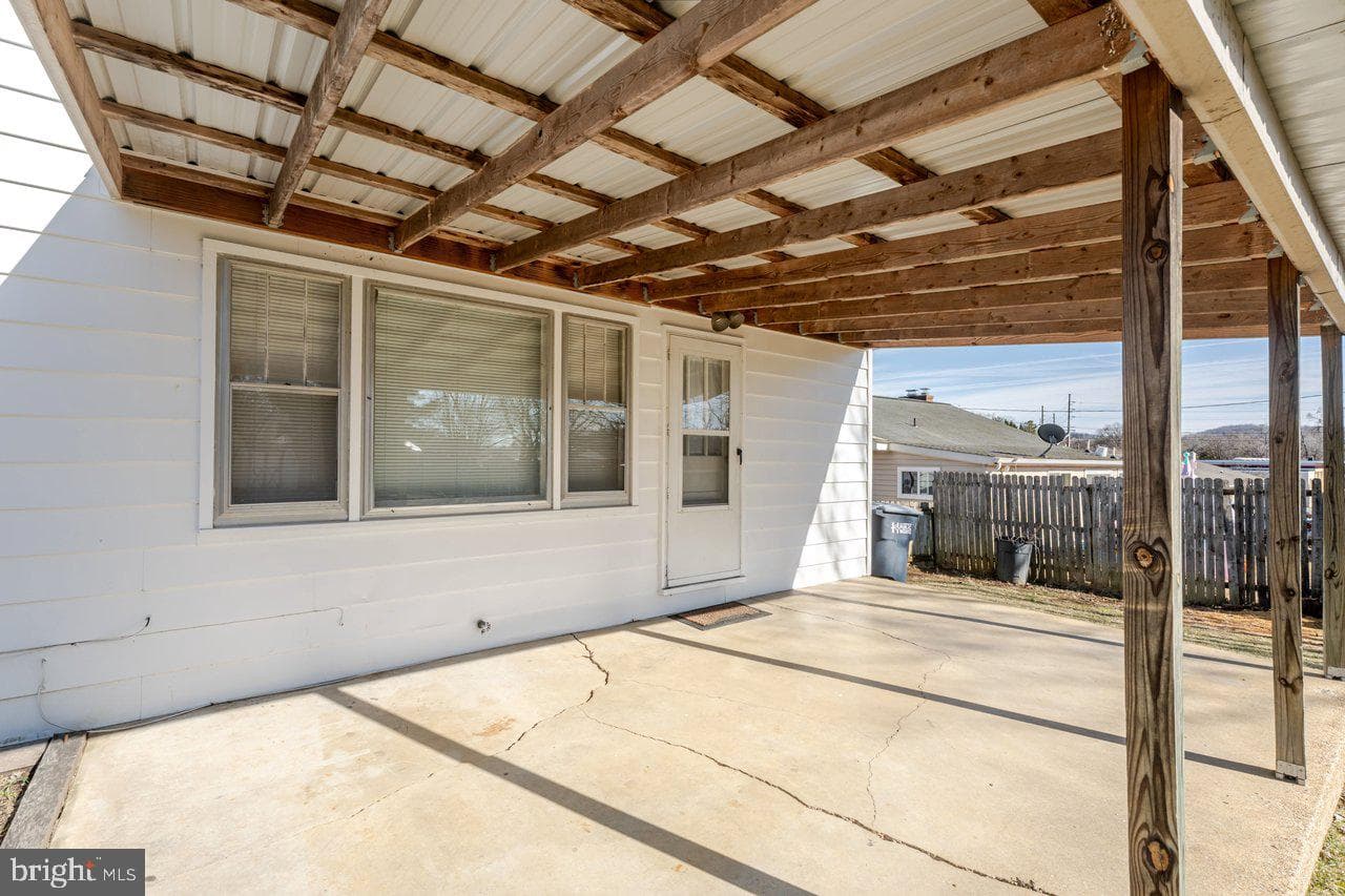 913 Spotswood Drive photo 43