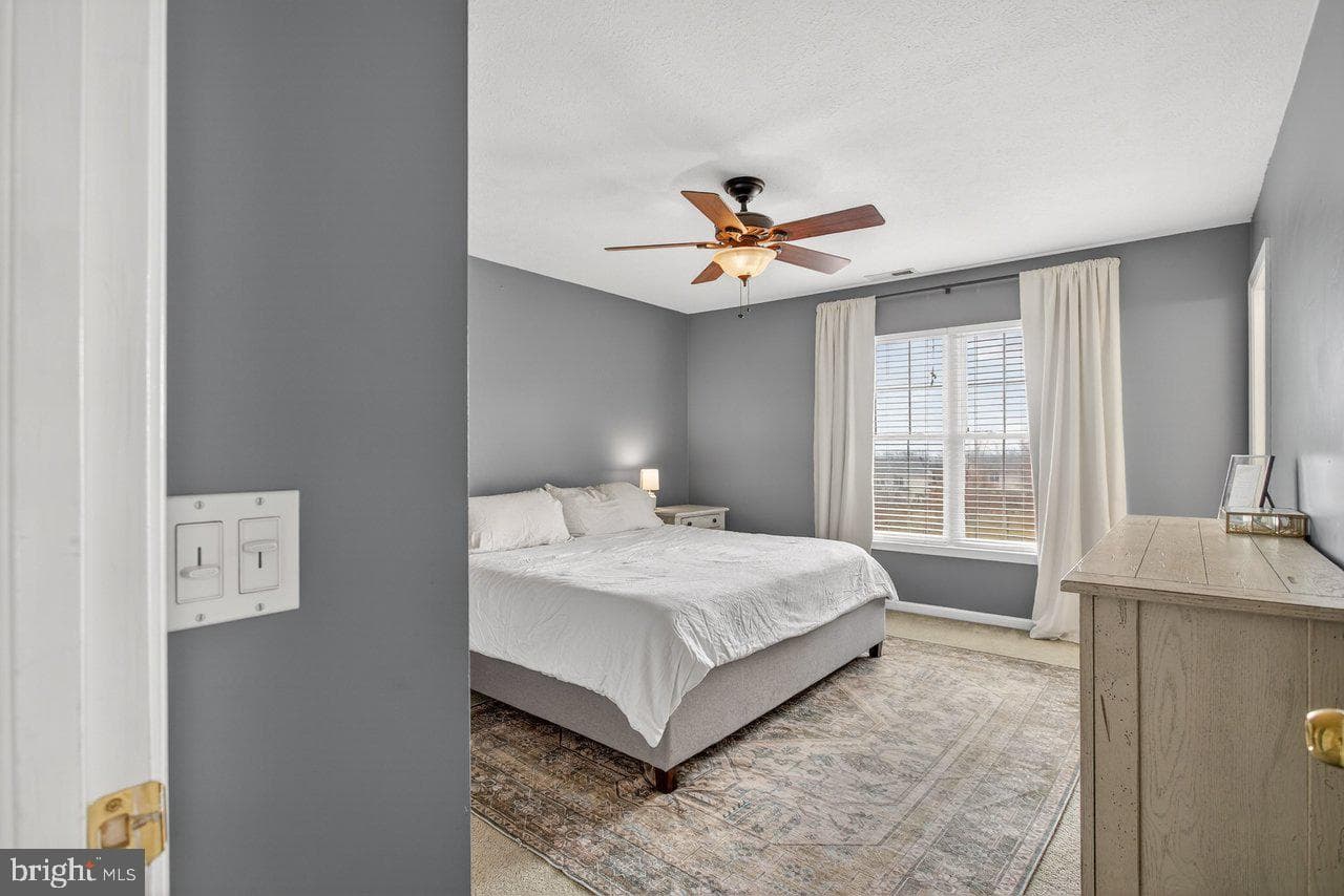 573 Pointe Drive photo 24