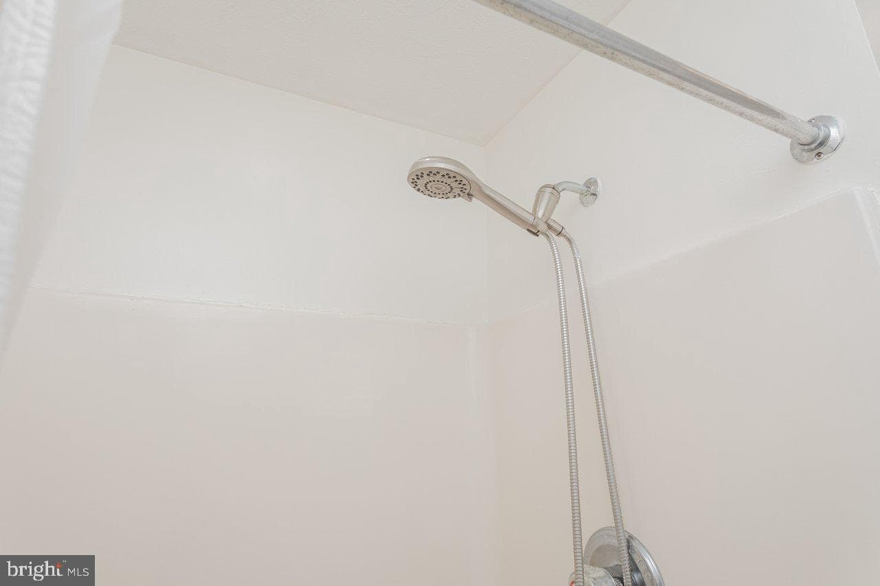 573 Pointe Drive photo 30