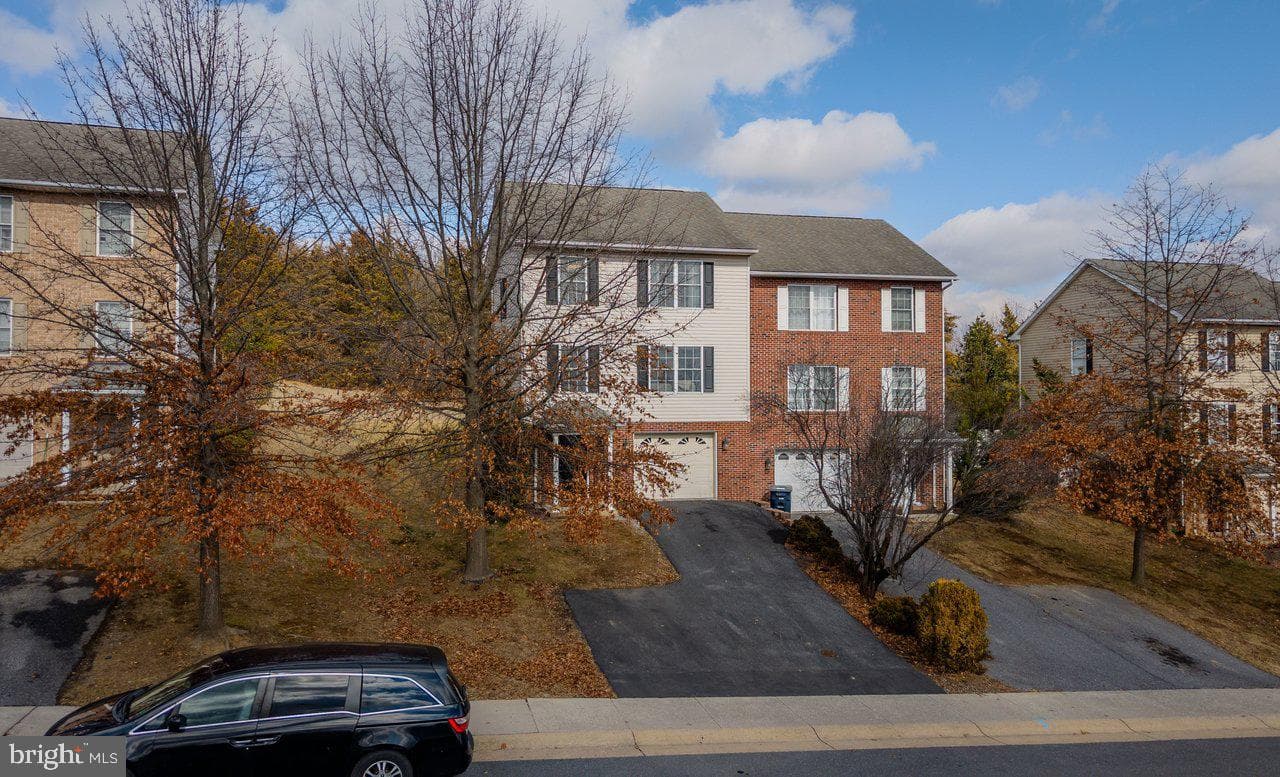 573 Pointe Drive photo 64