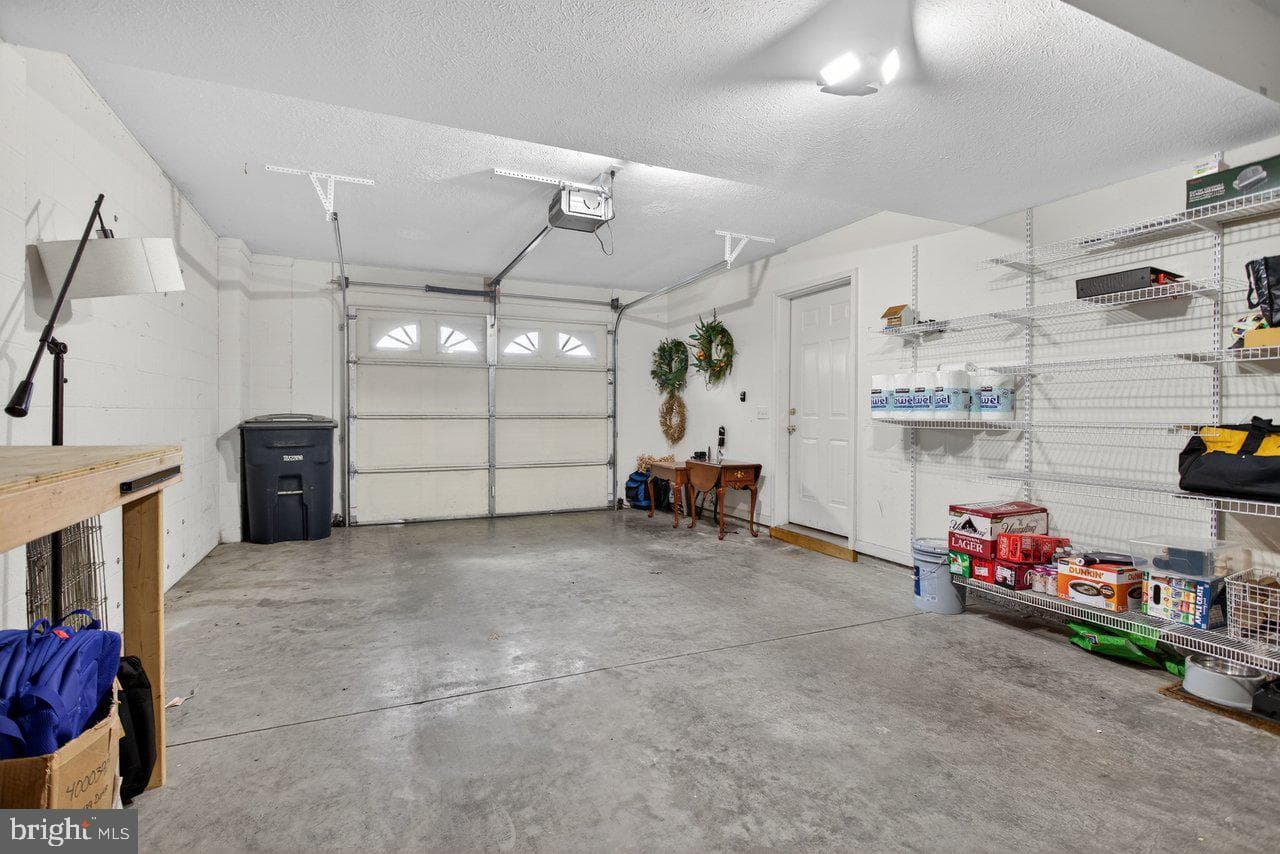 573 Pointe Drive photo 76