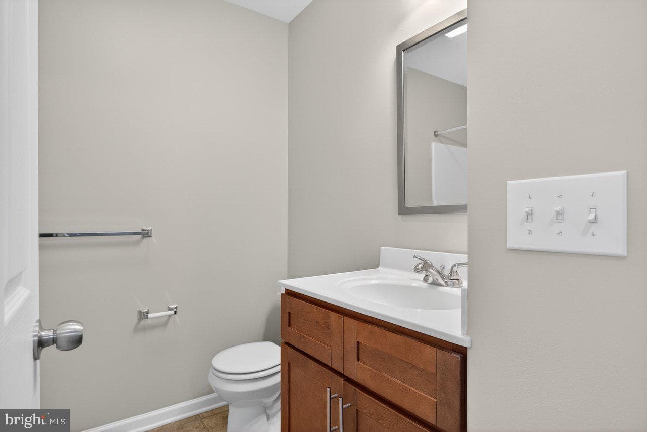 1205 Settlers Lane photo 34