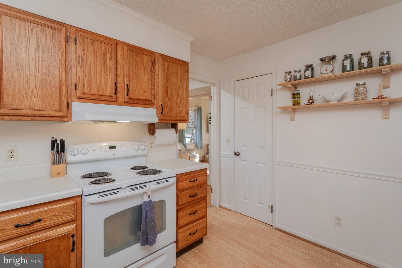 25 Emery Street photo 18