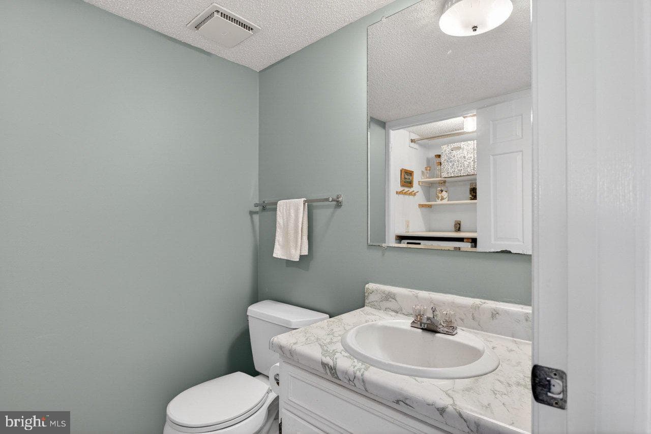 25 Emery Street photo 31