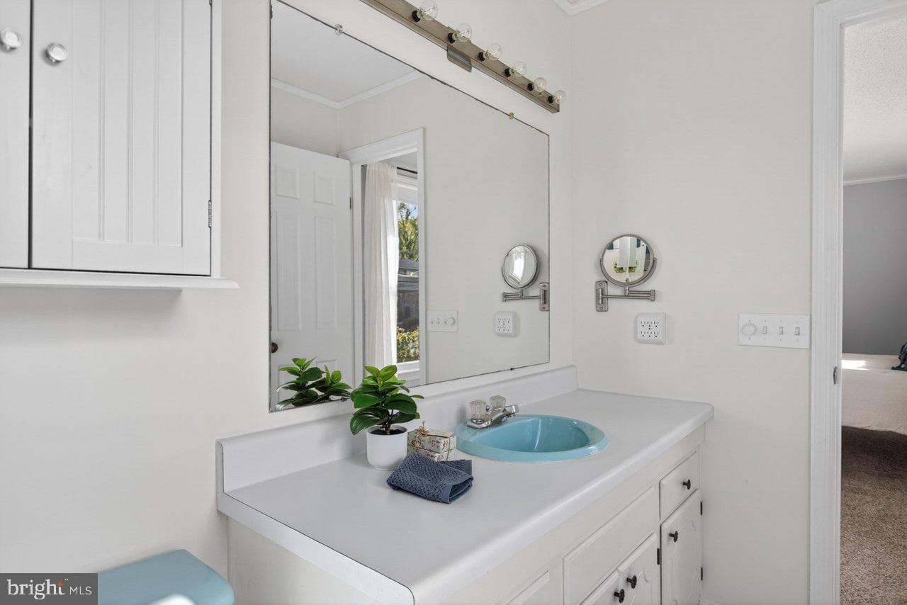 25 Emery Street photo 52