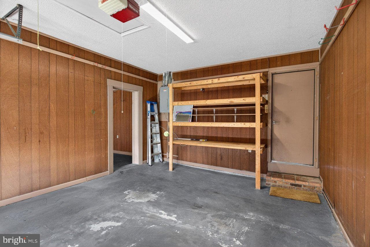 25 Emery Street photo 54